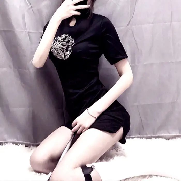 香闺艳尸案